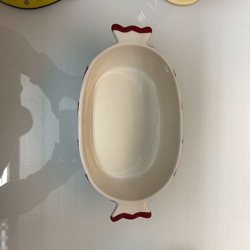 White and Red Ceramic Serving Dish - Picture 2 of 4